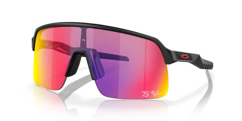 Mắt Kính Oakley • Đại lý uỷ quyền chính hãng!